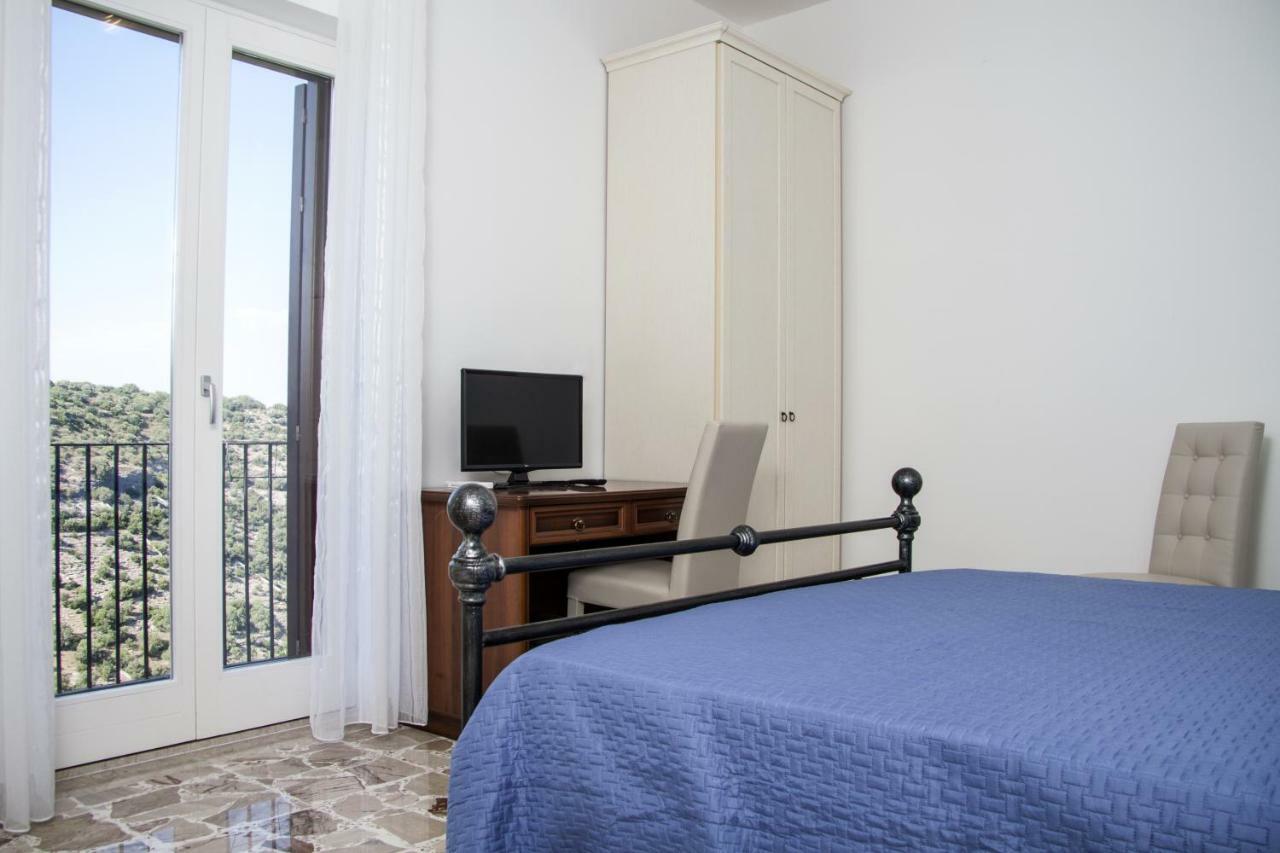 Bframe Cornice Barocca Ragusa Exterior foto