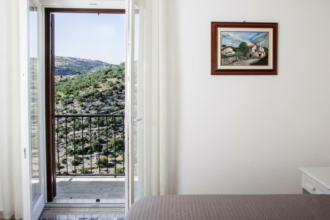 Bframe Cornice Barocca Ragusa Exterior foto
